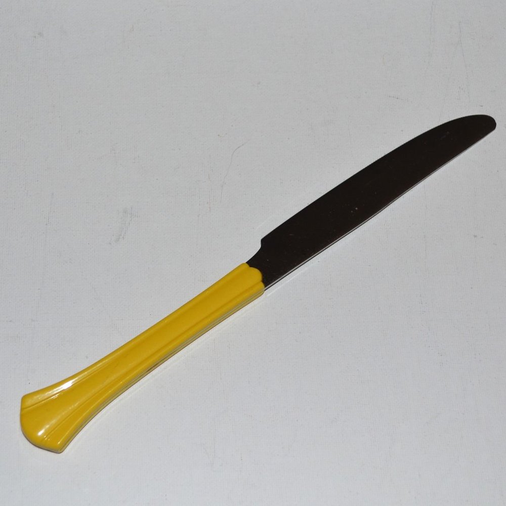 Vintage Northland Utensils 13 Pieces Made In Japan Yellow Handles Dinnerware - Picture 5 of 6